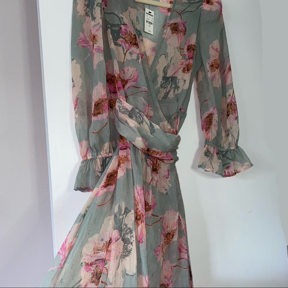 NWT Express Floral Print Tie Waist Wrap Cover-Up Dress